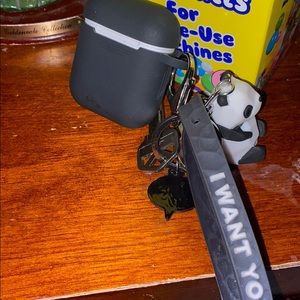 Black Panda AirPod case/keychain